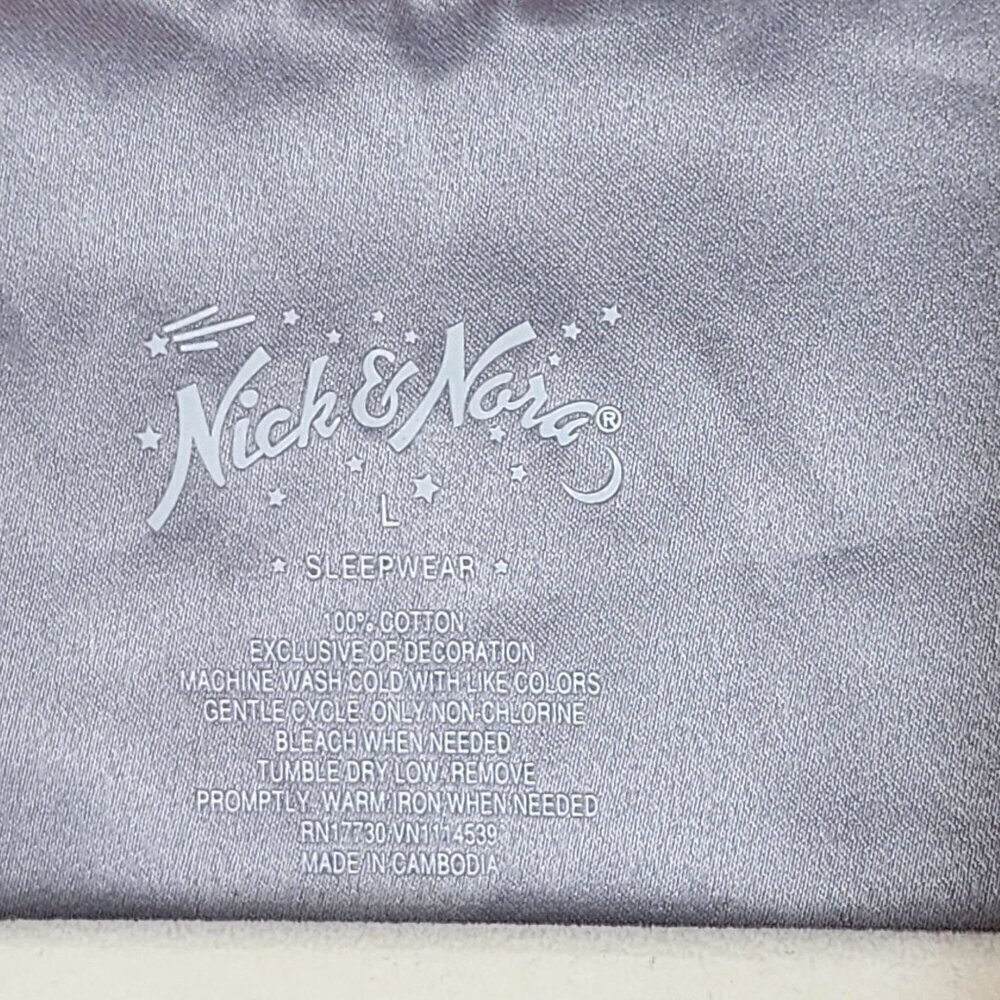 Nick and Nora pajama top size L cotton flannel flamingo snow - Picture 3 of 8
